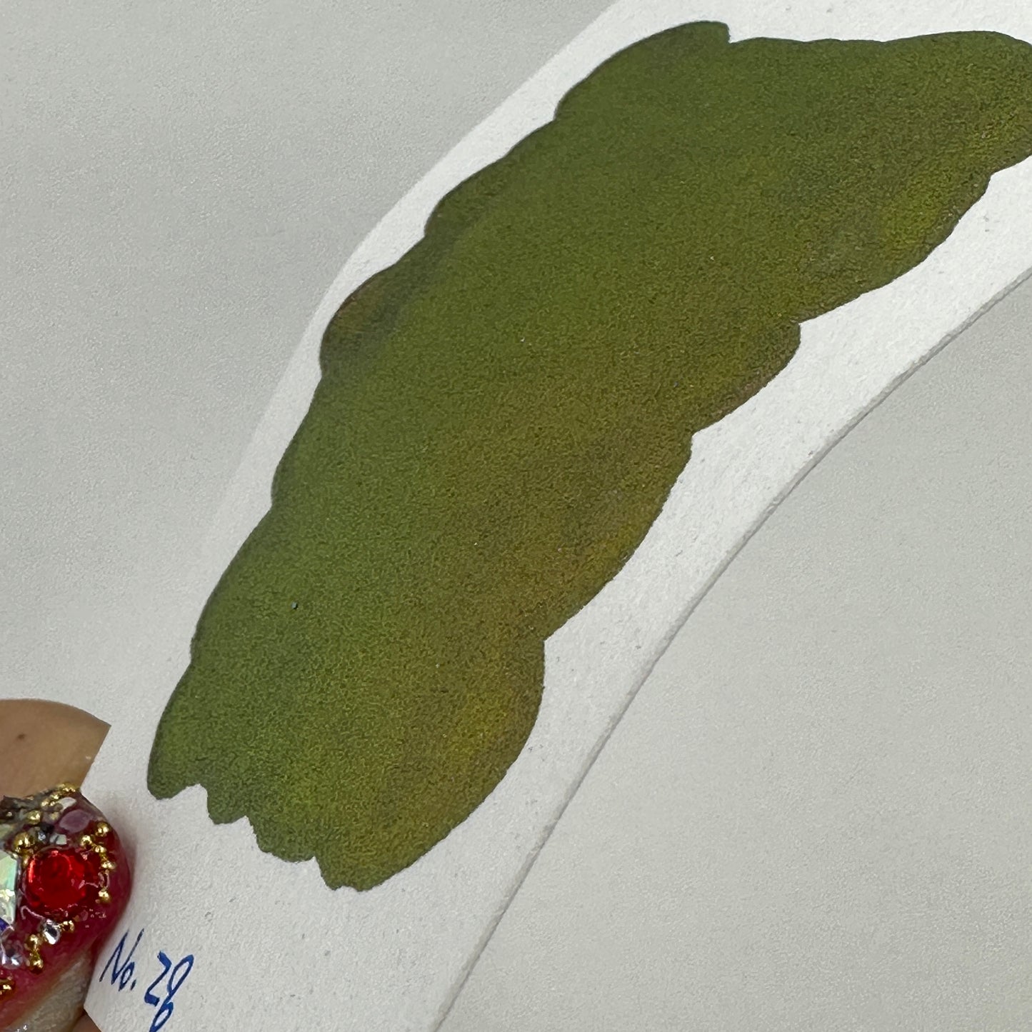 No. 28 Pearl color shift watercolor paint Half/Quarter/Mini