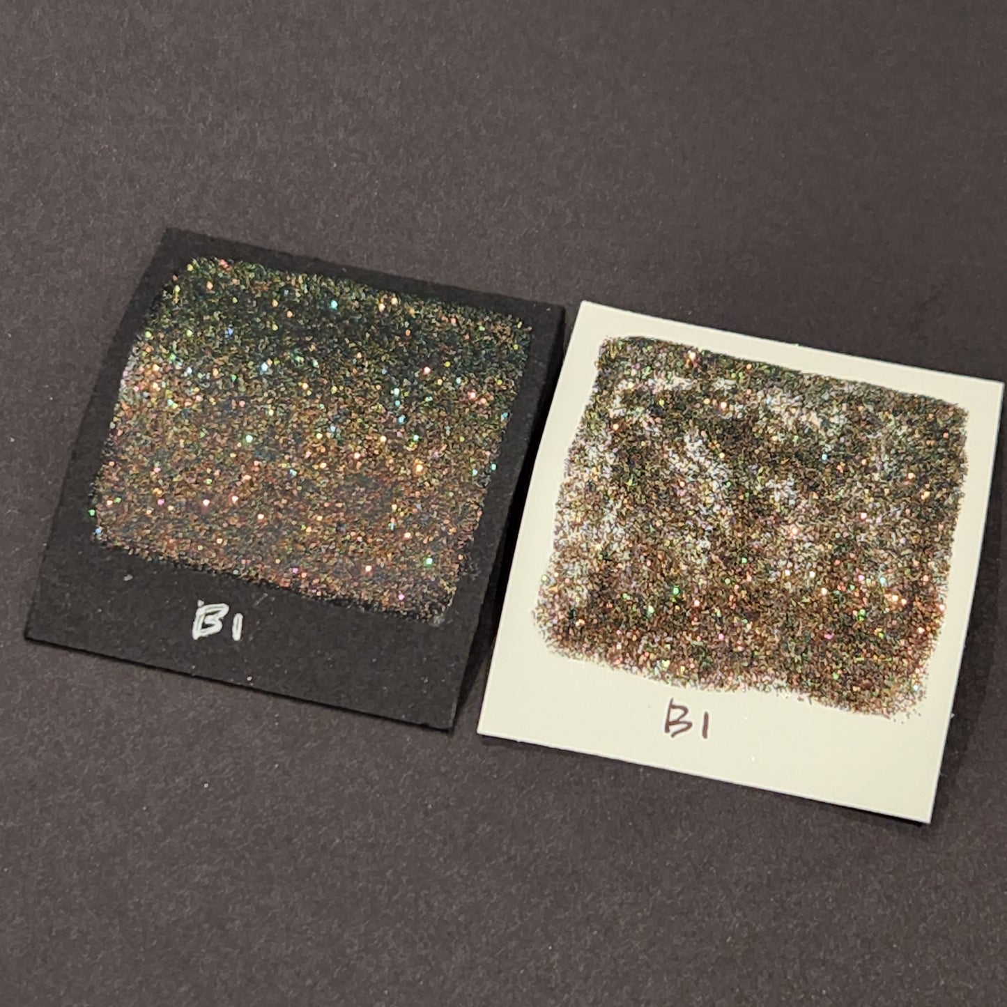 B1 Glitter chunky glitter watercolor paint Half pan