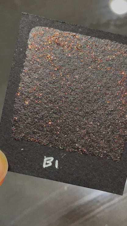 B1 Glitter chunky glitter watercolor paint Half pan