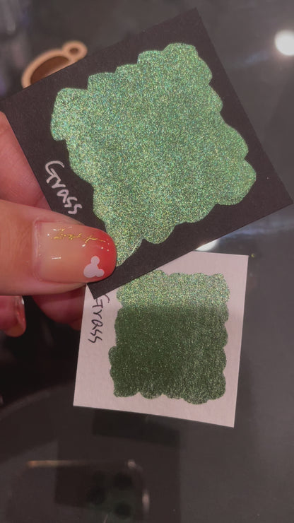Grass Christmas Chrome watercolor paint half pan