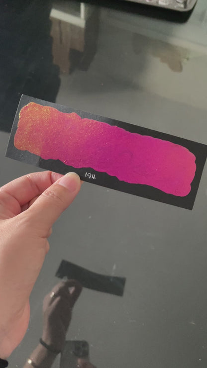 No.194 Half  Vivid series Handmade Super Chrome Color Shift Watercolor Paint