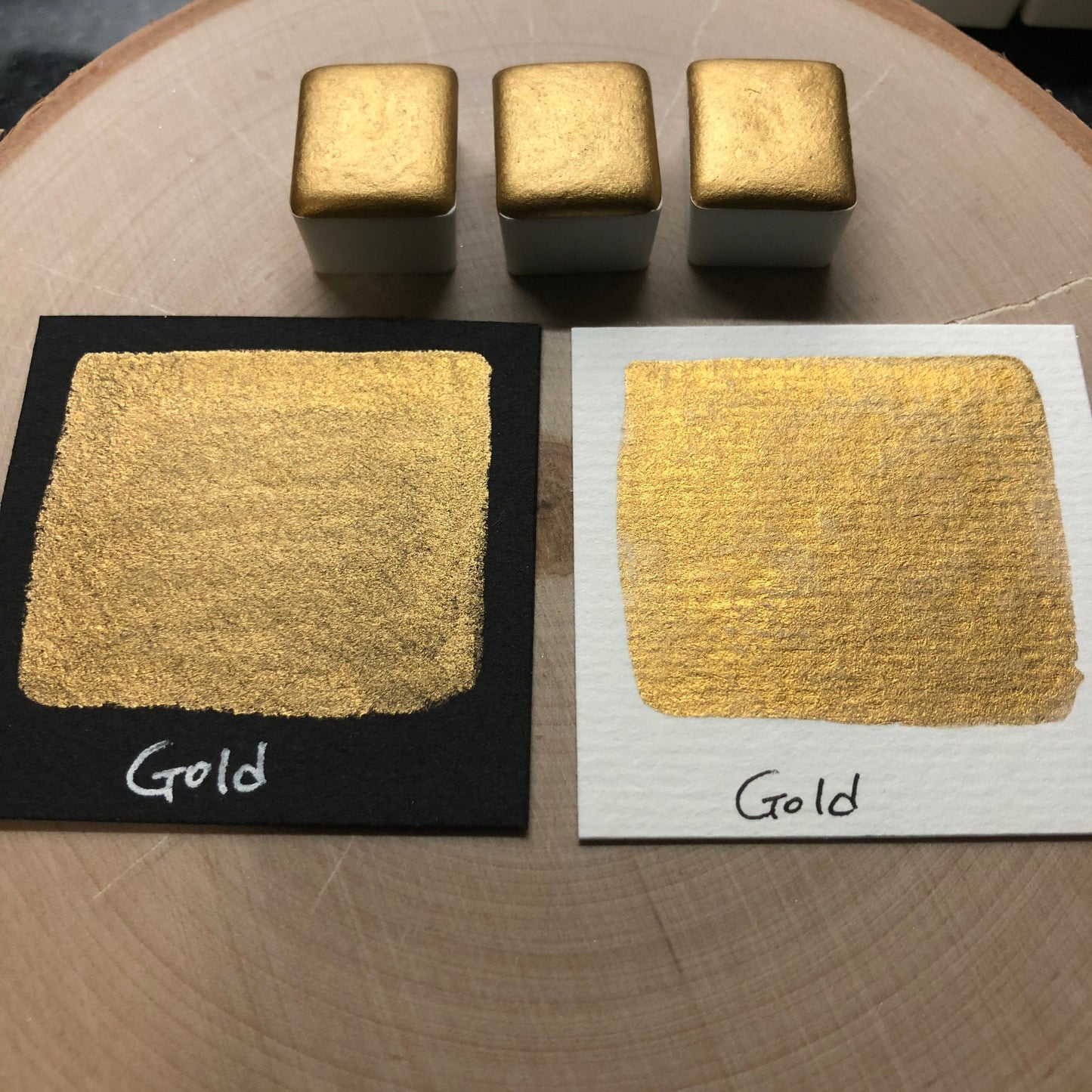 Gold Extra fine watercolor paints half pans