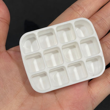 Empty 12 grid watercolor paint travel Palette (tin case is not included)